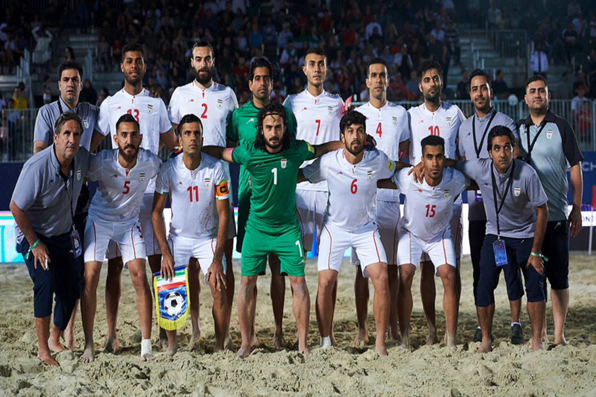 تیم ملی فوتبال ساحلی کشورمان وارد ایران شد
