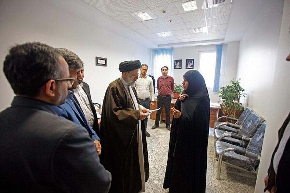 بازدید سرزده رییس قوه قضاییه از دادسرای ناحیه ۱۰ تهران