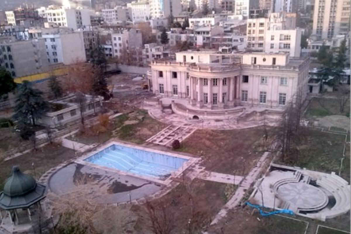 جزئیات تخریب گرانترین خانه تهران از زبان مسئولان شهری / کاخ در حال ویرانی، مسئولان می گویند مردم خبر بدهند