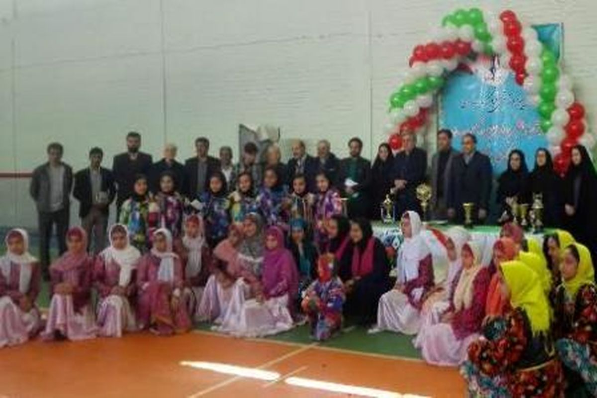 مراسم اختتامیه المپیاد ورزشی در مجتمع شهید رجایی ابهر برگزار شد