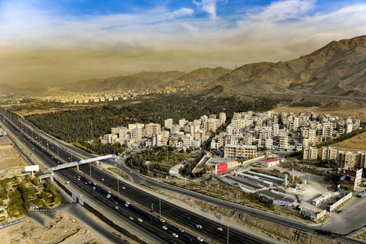 کاهش تردد خودروهای سنگین و توسعه راه ها آلودگی هوای استان البرز را کاهش می دهد/ جهاد اشتغالزایی تا کسب رضایت مردم ادامه دارد