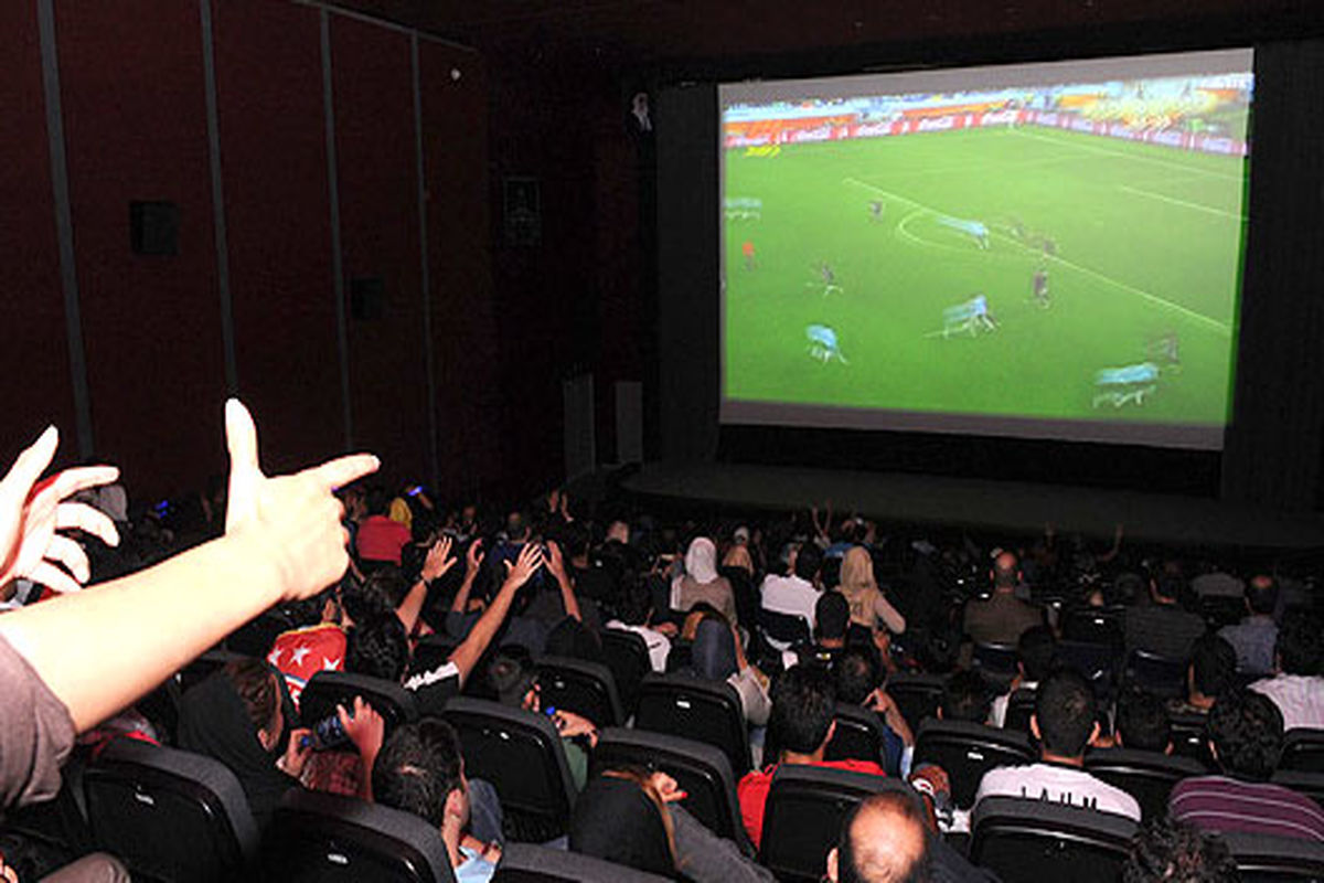 ستاره های فوتبال را روی پرده سینما ببینید/ پخش بازی های جام جهانی در سینماها قطعی شد