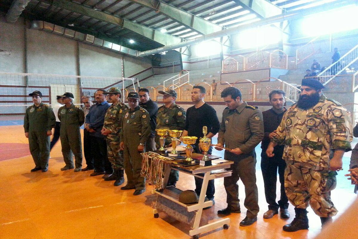 رقابت‌ والیبال هوانیروز کشور در کرمانشاه