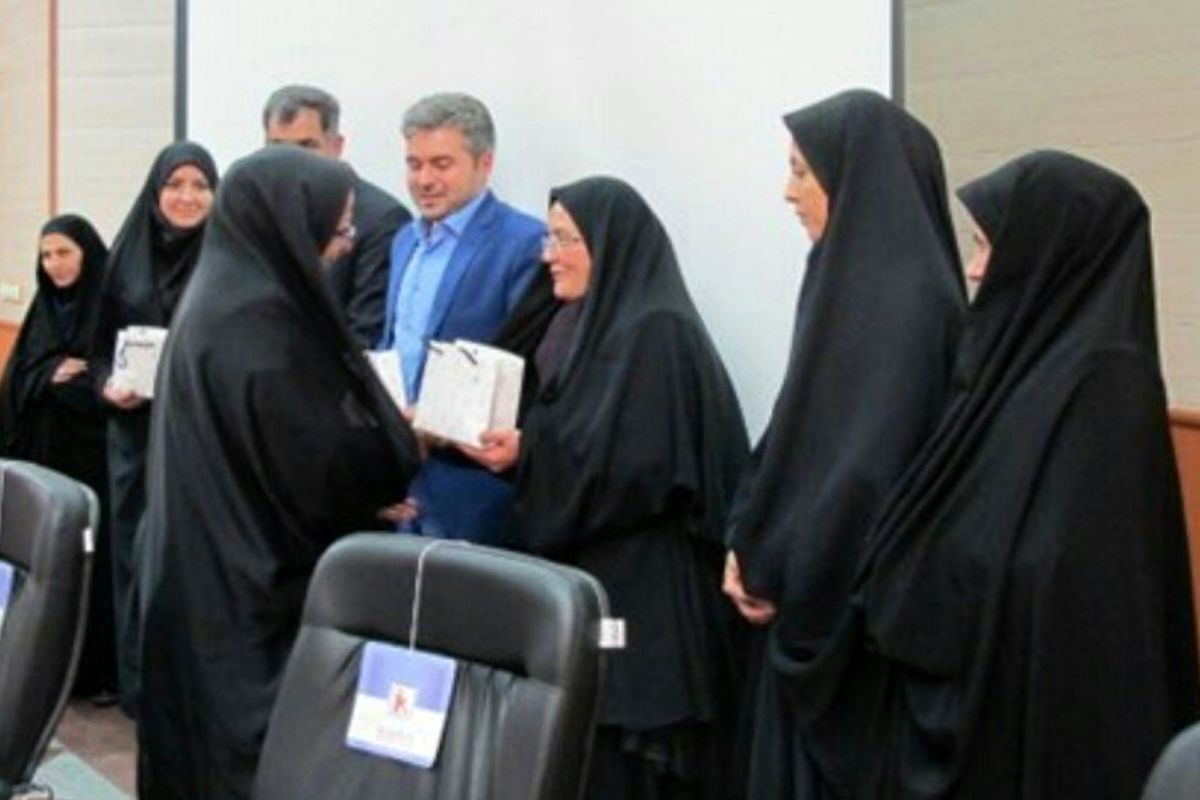 اجرای طرح توان‌افزایی و ارتقای تاب‌آوری اجتماعی زنان و خانواده طی دو مرحله در زنجان