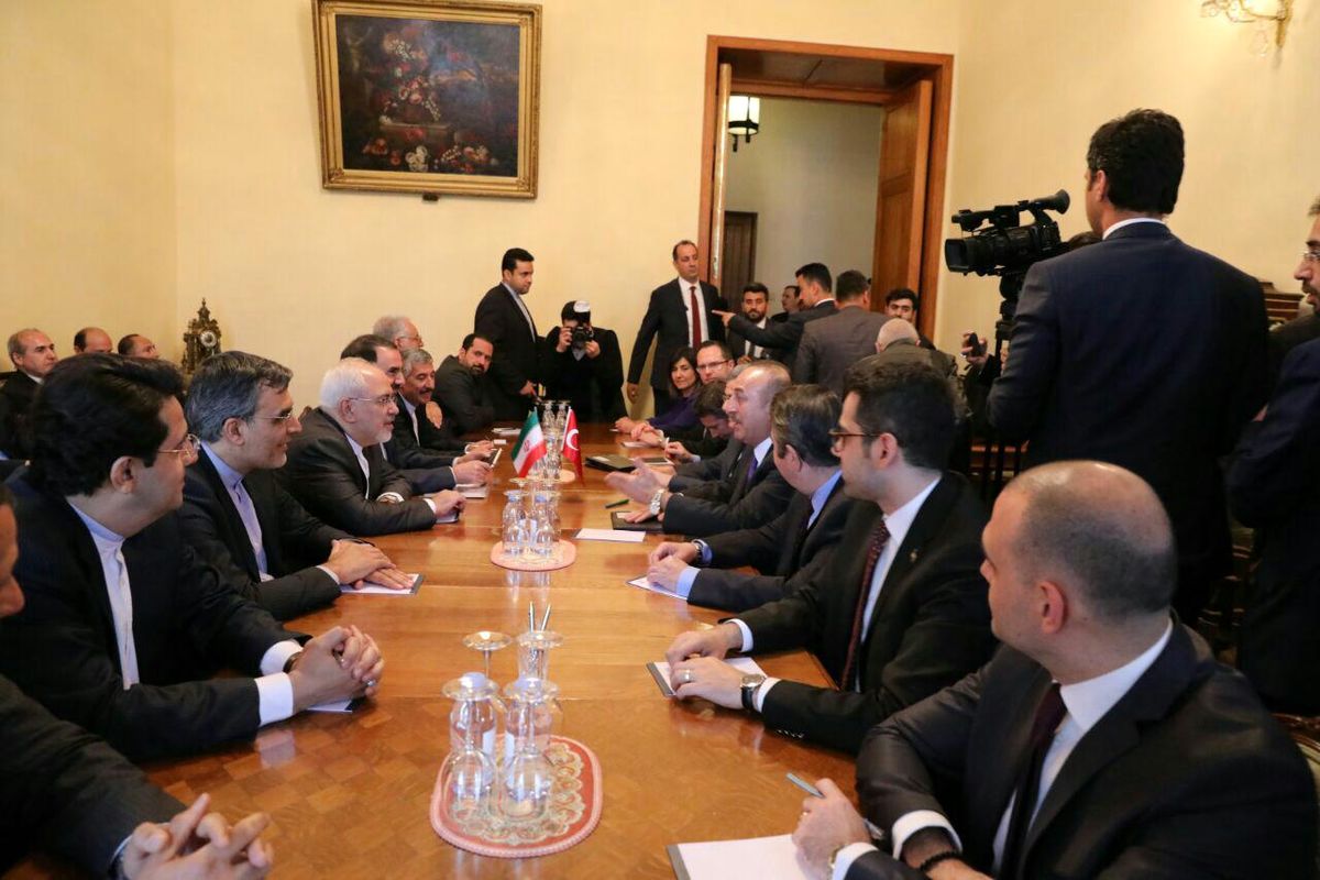 وزیران امور خارجه ایران و ترکیه دیدار کردند