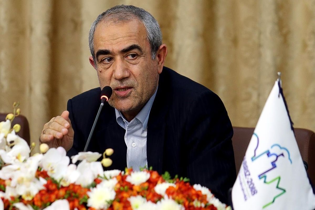 بازدید سرزده استاندار آذربایجان شرقی از شعبه ۴ تأمین اجتماعی تبریز