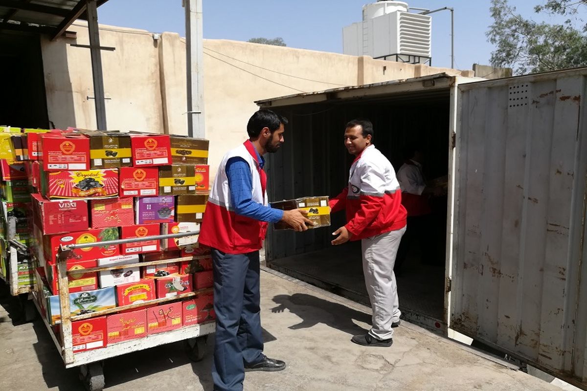 اهدای ۱۱ تن خرمای بم به زلزله زدگان کرمانشاه در ماه مبارک رمضان