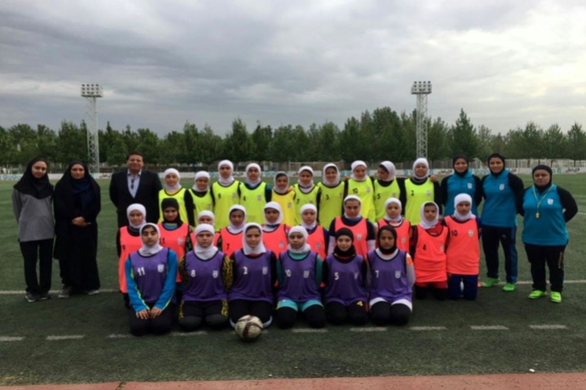 دختران فوتبالیست قزوینی از فردا به اردو می روند
