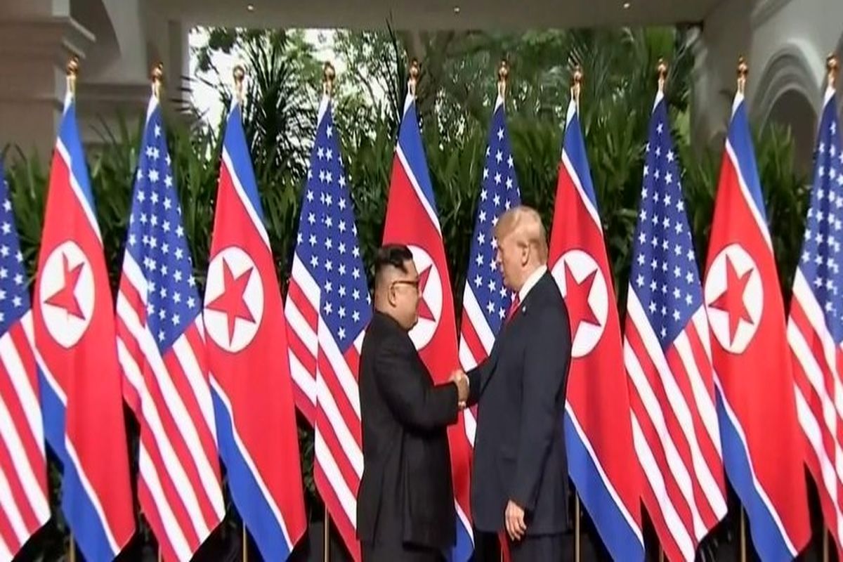 سخنان ترامپ و کیم جونگ اون بعد از دیدار تاریخی/ آغاز نشست همراه با هیات دیپلماتیک