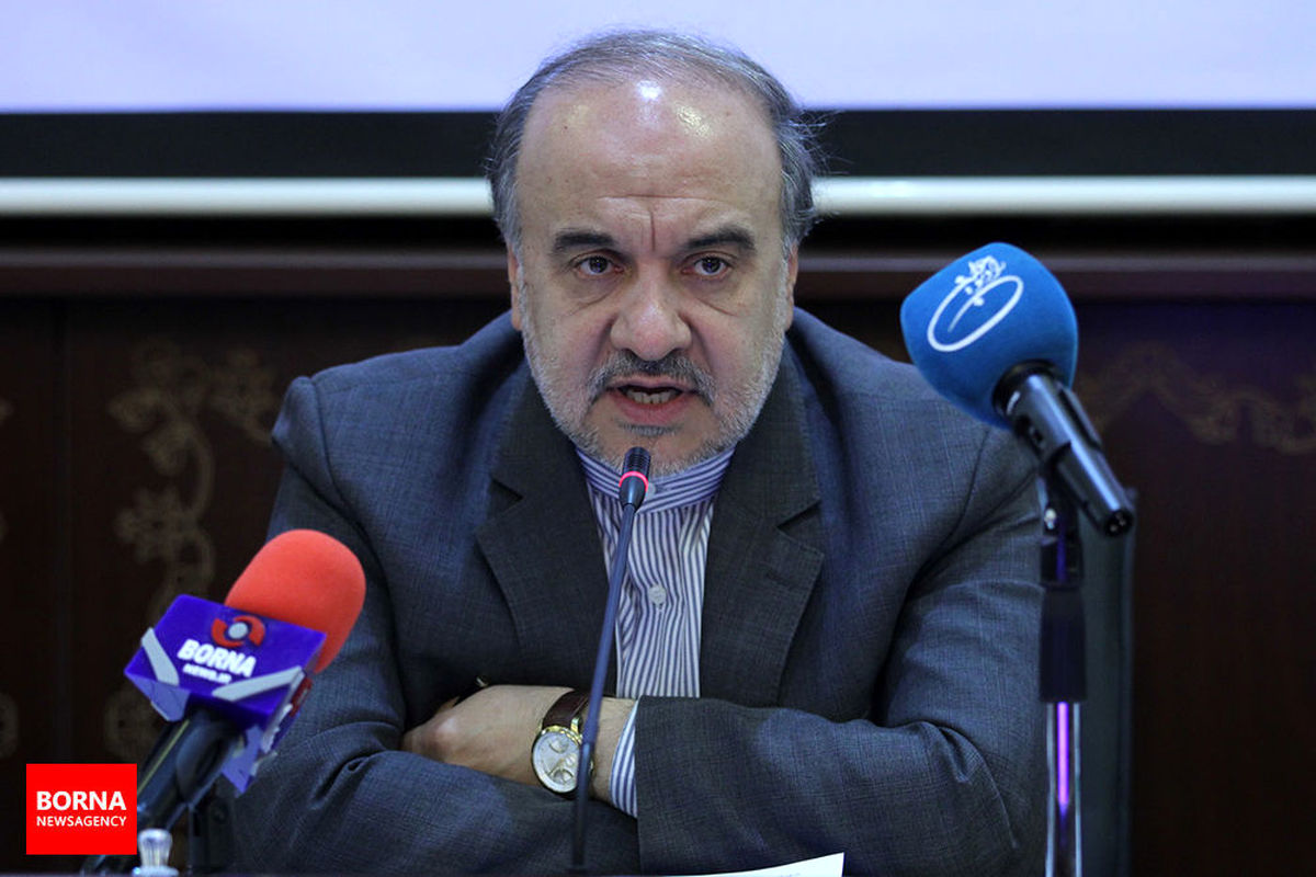 حضور سلطانی فر و صالحی امیری در ورزشگاه آزادی