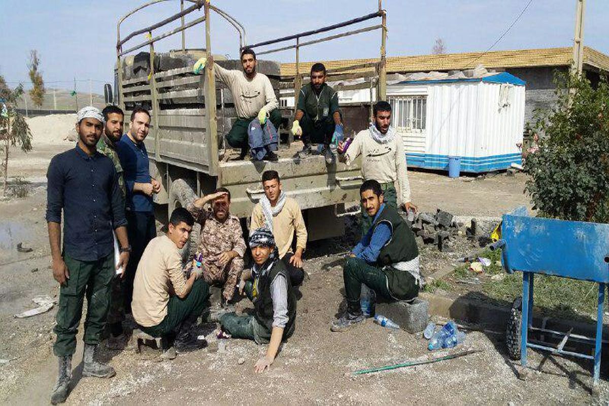 کار احداث مدرسه و  مسجد هم در دستور کار جهادگران دانشگاه افسری امام حسین(ع)  قرار گرفت