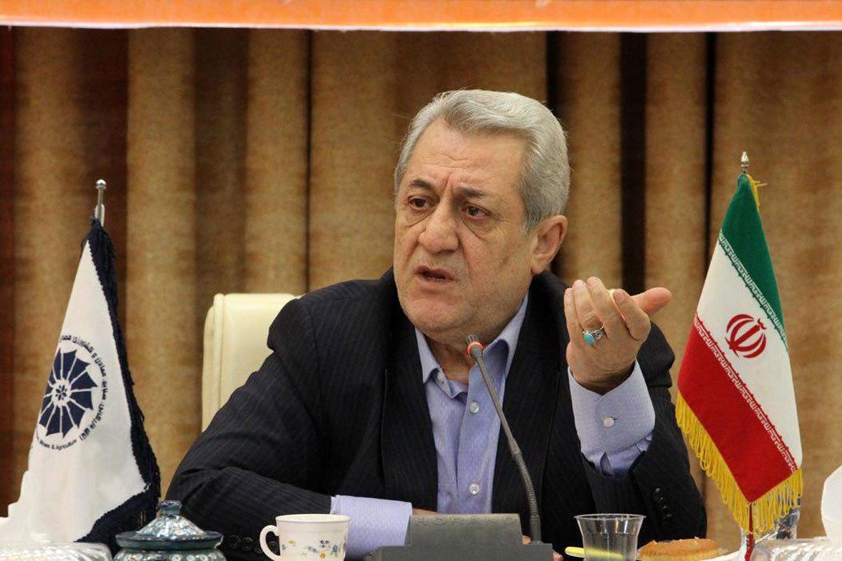 کیان کرد ملایر از فهرست سیاه بانک مرکزی خارج شود