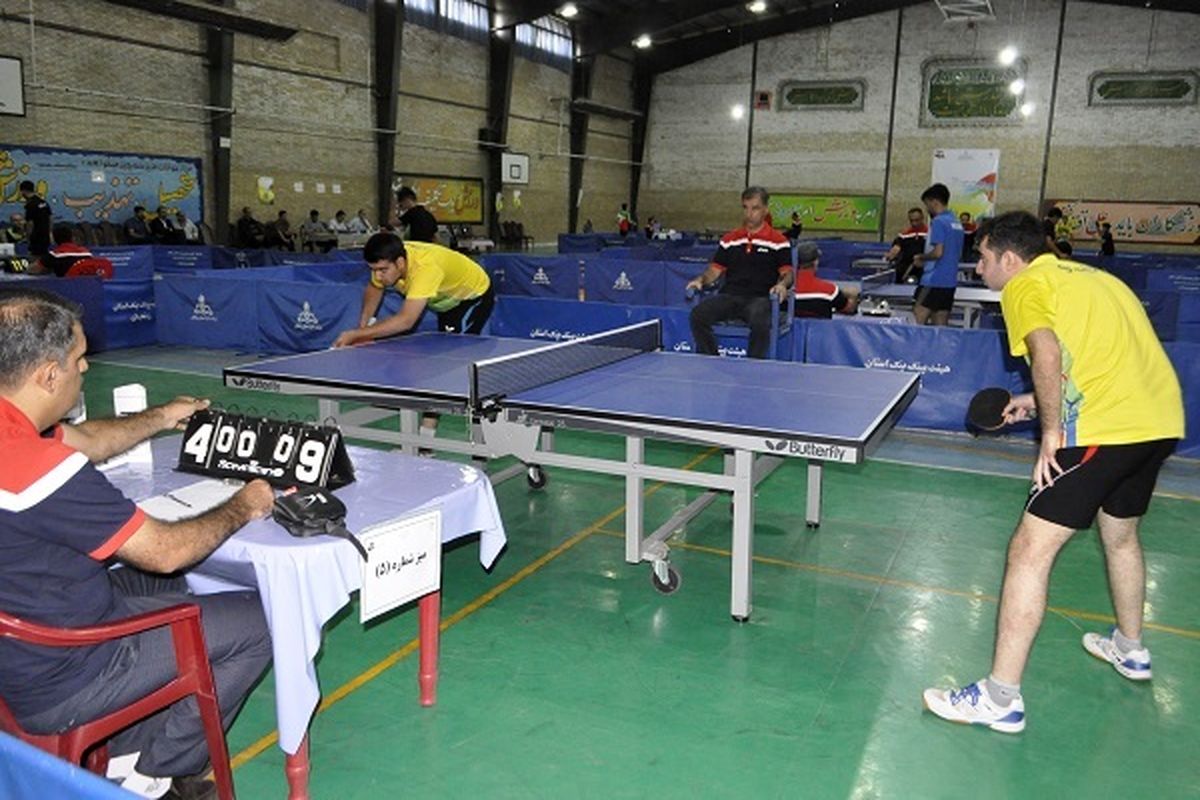 استان های مرکزی و تهران به ترتیب قهرمان بخش تیمی مسابقات تنیس روی میز دانش آموزان  در زنجان شدند
