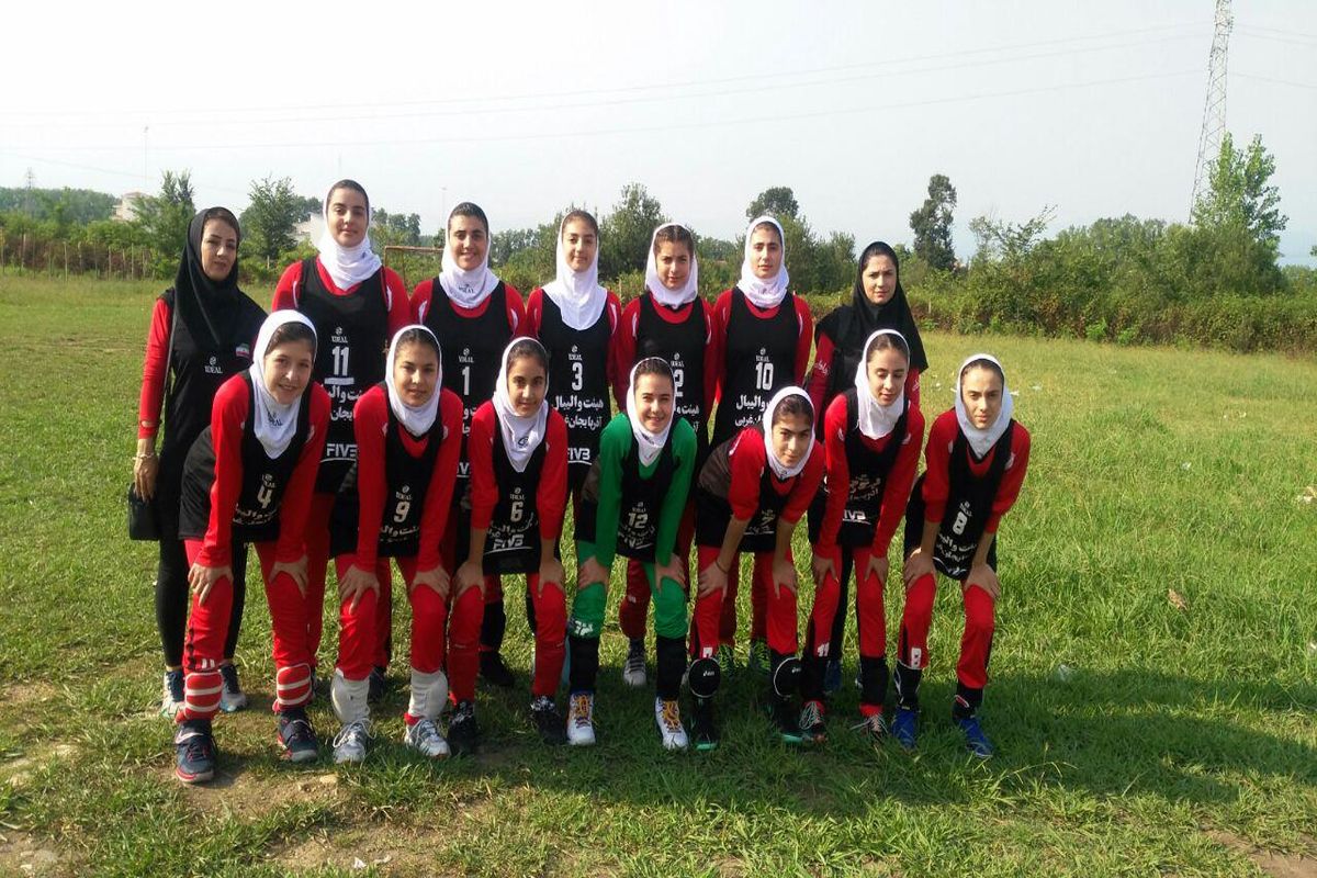 شکست تیم والیبال دختران آذربایجان‌غربی برابر کرمان
