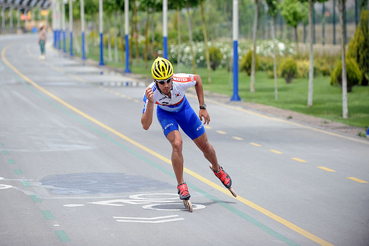 یک طلا و یک نقره پیشکسوتان آذربایجان غربی در مسابقات اسکیت کشور