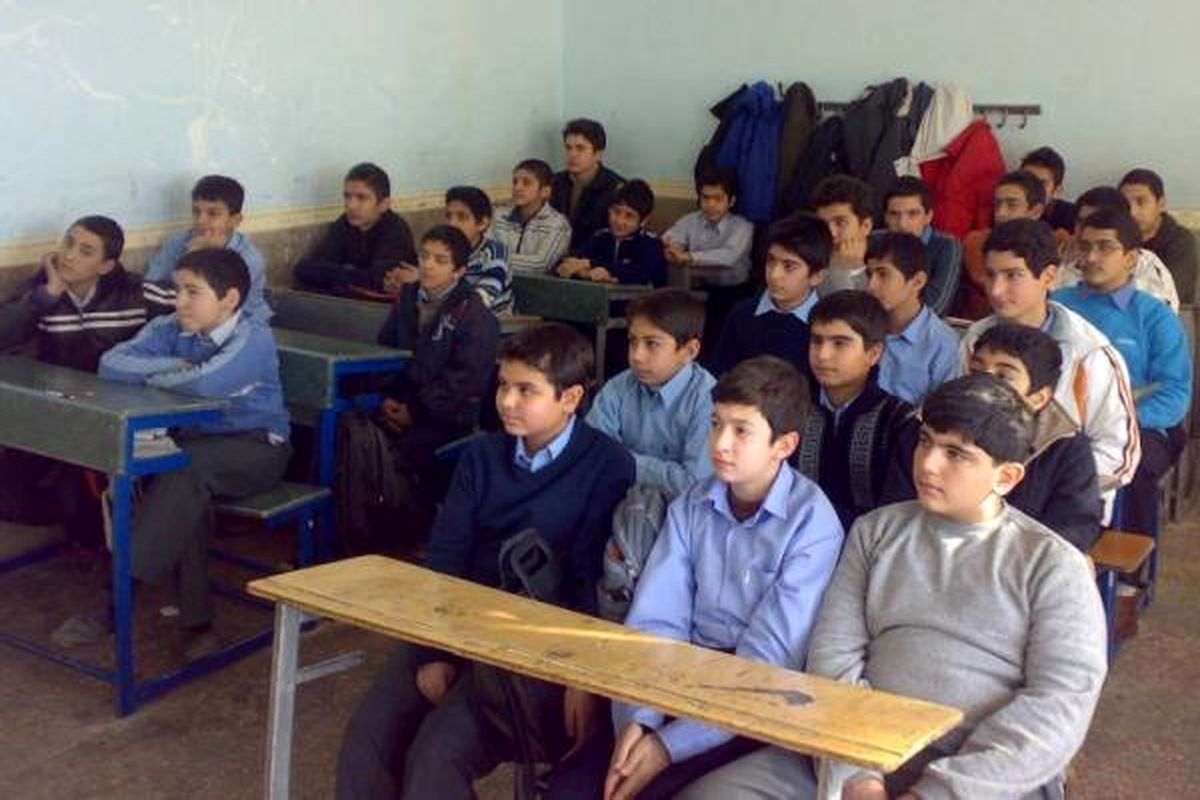 نگرانی از  ۳ ‌شیفته شدن مدارس در تهران/۴۳ درصد مدارس تهران ناایمن هستند