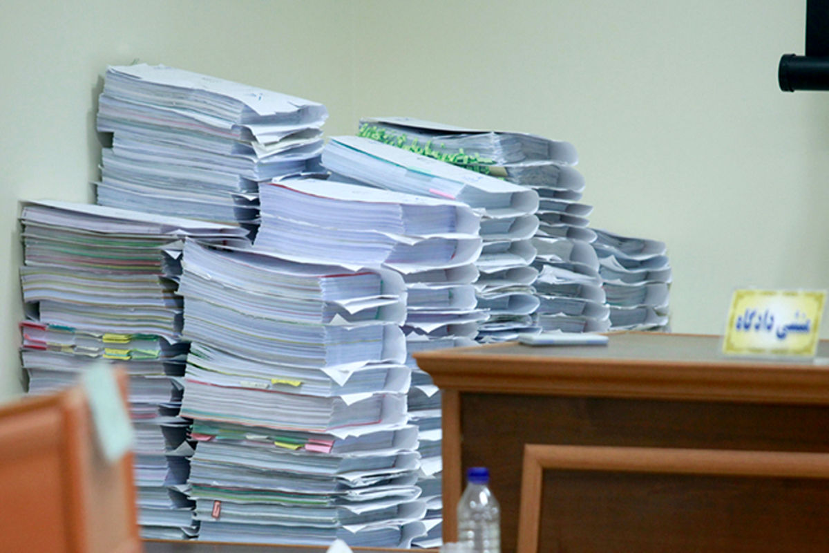 اشک متهمان به اختلال در بازار بند نمی آمد / عکس نگیرید بچه هایم با چه رویی مدرسه بروند ؟