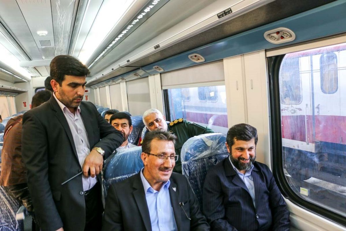 اجرای خط راه آهن اهواز به اصفهان پیگیری می شود