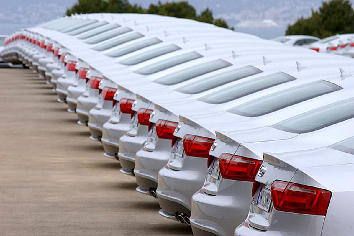 کاهش بیش از ۷ میلیون تومانی قیمت خودروهای داخلی در بازار