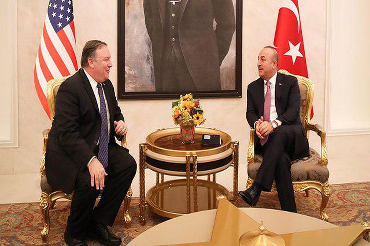 پمپئو با وزیر خارجه ترکیه دیدار کرد/ دیدار با اردوغان در دستورکار