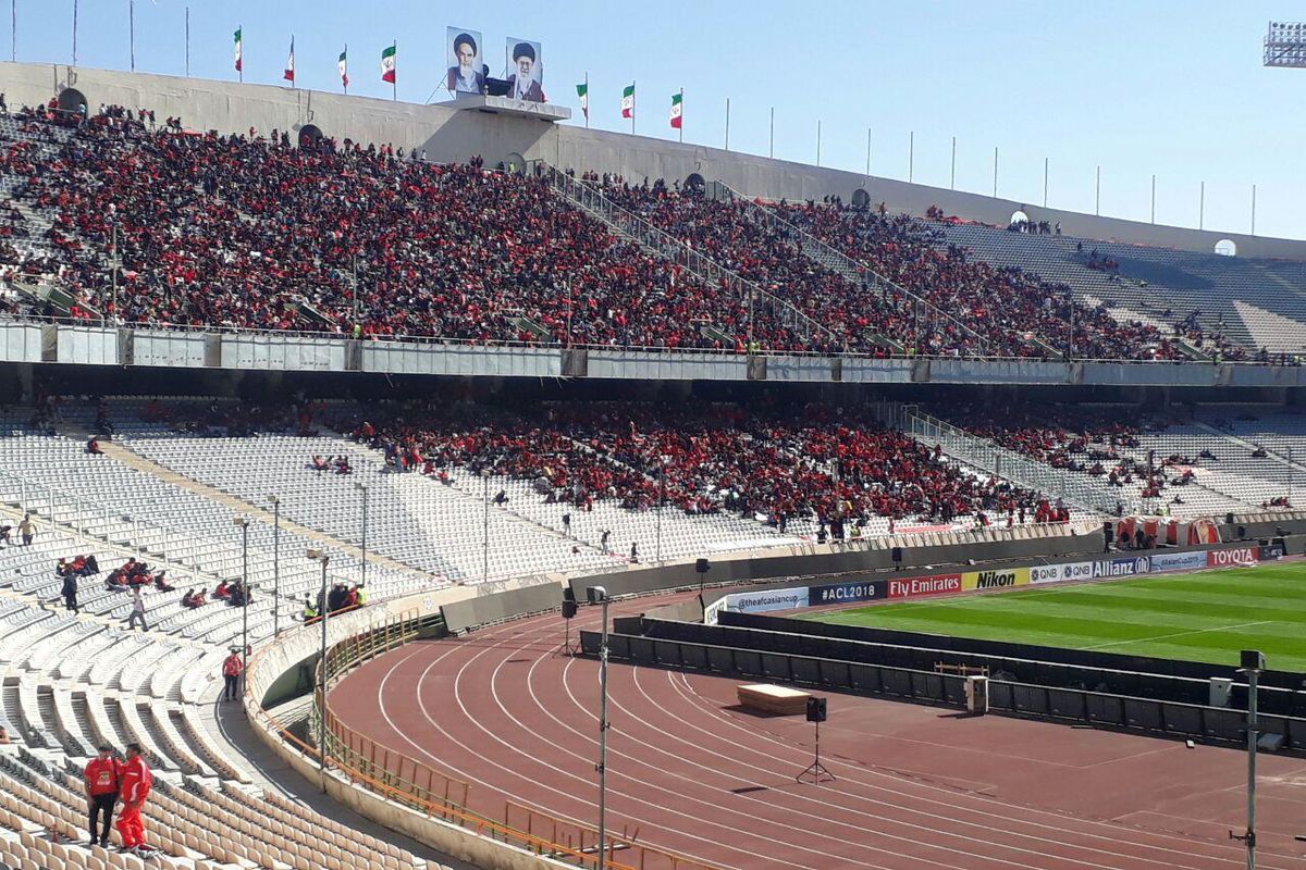 حضور پرشور هواداران پرسپولیس در ورزشگاه آزادی