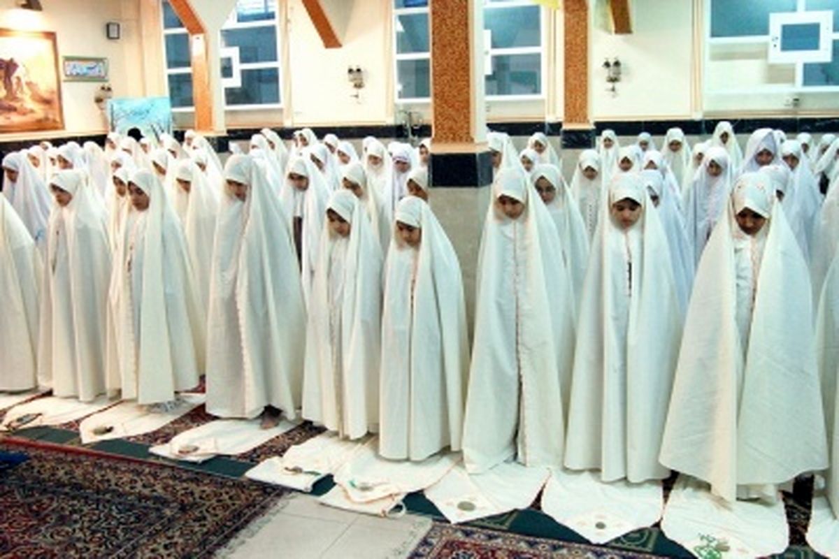 سومین برنامه پیوند مدرسه و مسجد در مسجد اسحاق میرزای زنجان برگزار شد