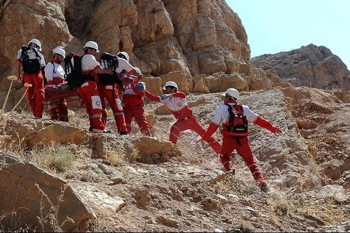 نجات کوهنوردان در ارتفاعات پرآو