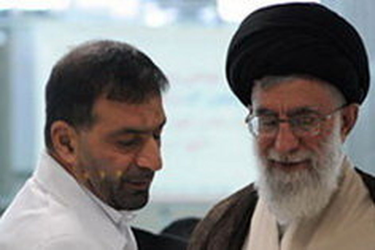 دست نوشته رهبر انقلاب برای تقدیر از شهید سردار طهرانی مقدم