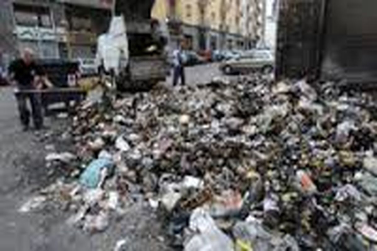 جمع آوری روزانه ۲۵ تن زباله از ایستگاه های صلواتی