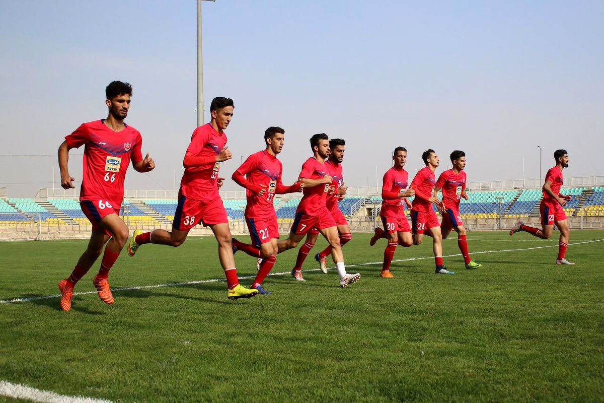 انجام ریکاوری و تمرین سرخپوشان در ورزشگاه شهید کاظمی