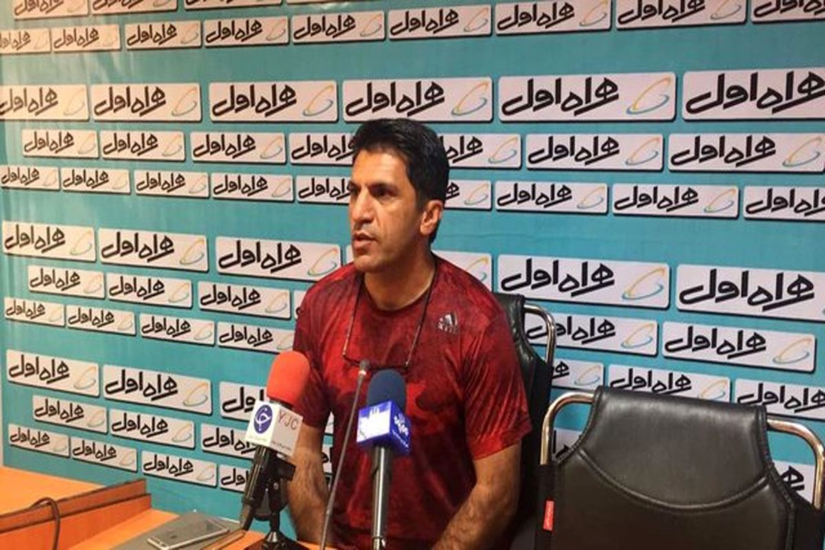 امامی‌فر: تراکتور هزینه‌های زیادی در این فصل انجام داده است / از عملکرد بازیکنان رضایت دارم