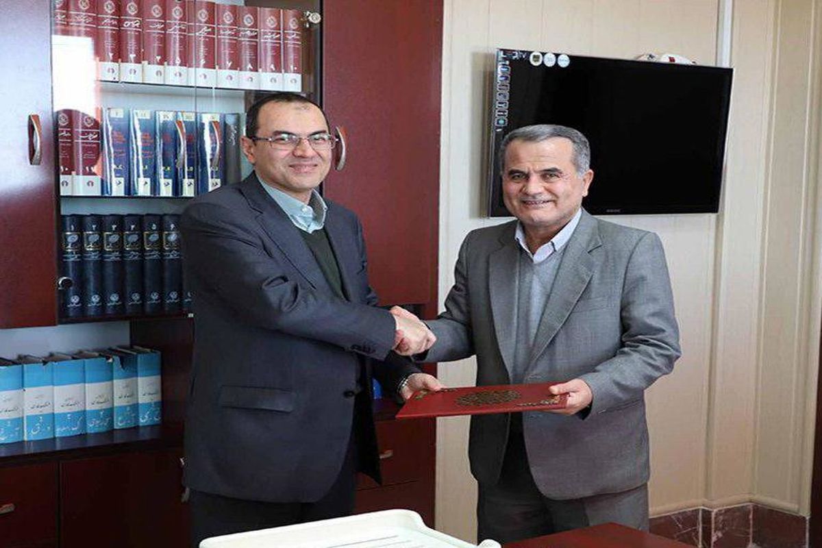 امضای تفاهم نامه دانشگاه بین الملل و علوم پزشکی قزوین