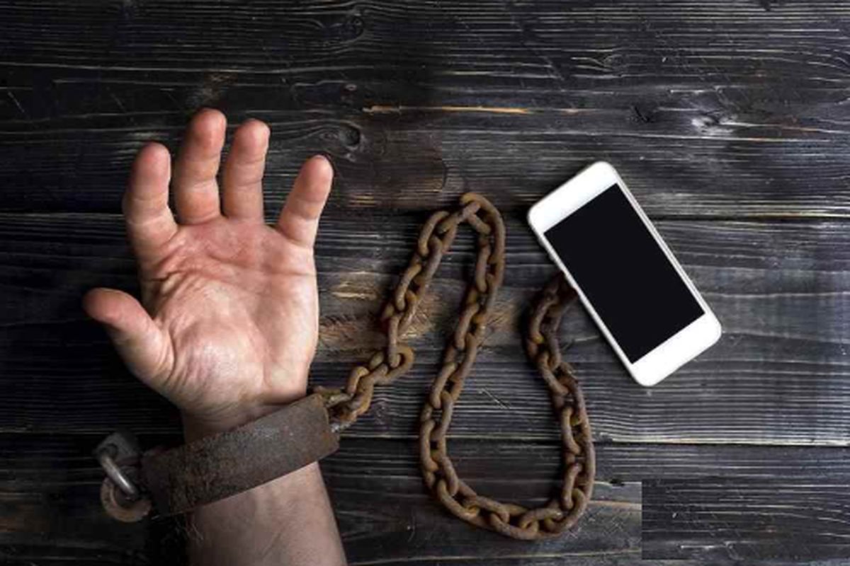 برده داری نوین در  فضای مجازی