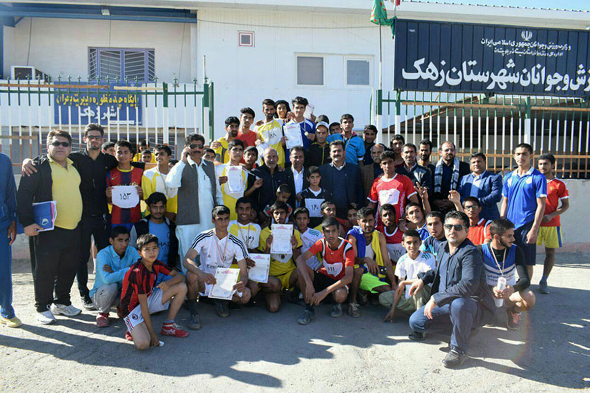 رقابت های دو و میدانی سیستان و بلوچستان در زهک برگزار شد