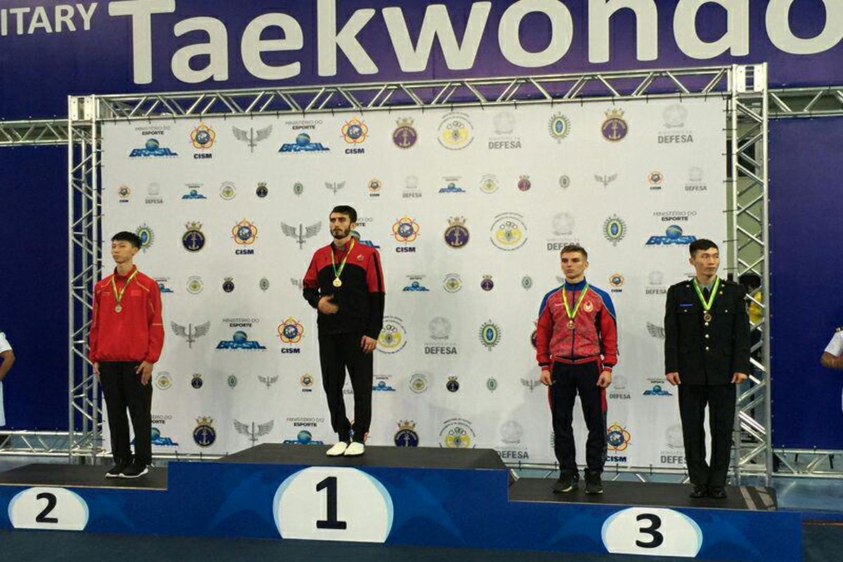 کاظمی بر سکوی قهرمانی جهان ایستاد