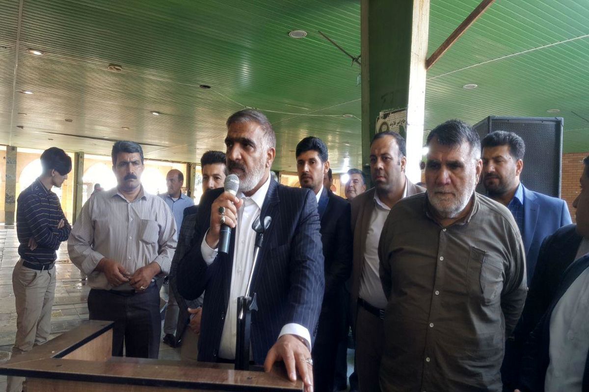 پدران شهدا سرمایه های ناب ایران اسلامی هستند