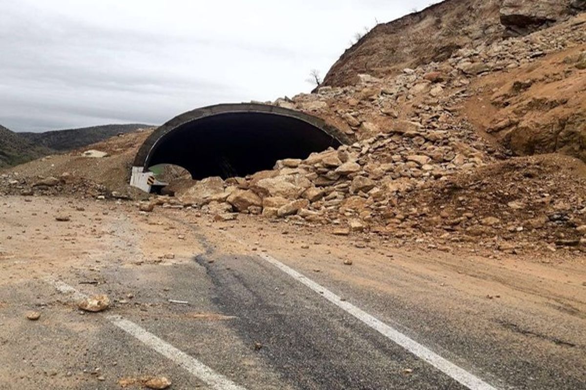 خسارت ۵۵۰ میلیارد تومانی سیل به راه‌های لرستان