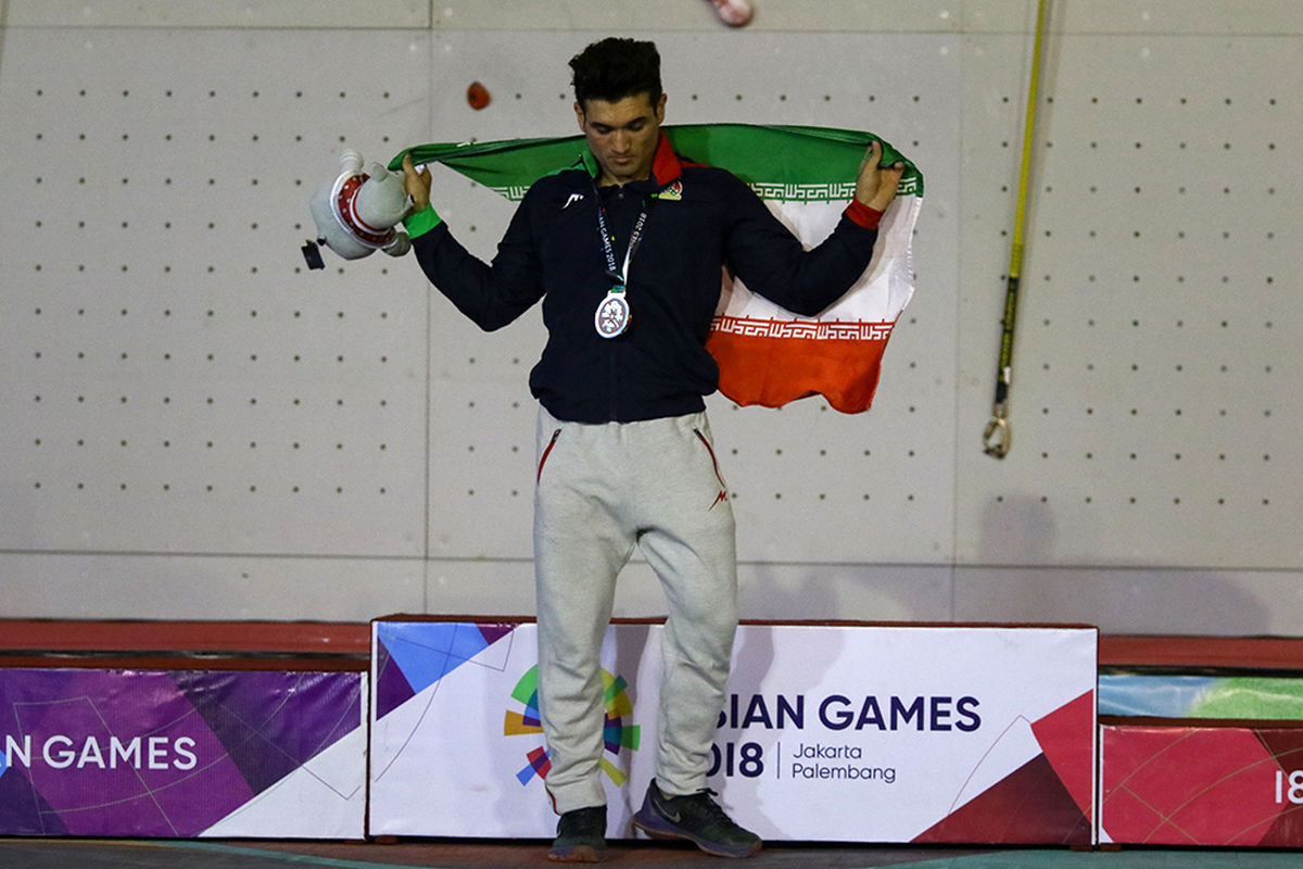 وقتی رشته سنگنوردی را انتخاب کردم، ۹۵ درصد مردم می‌گفتند موفق نمی‌شوم/ در تاریخ ورزش ایران هیچ ورزشکاری نتوانسته بود رکورددار دنیا شود/ جای سنگنوردی در المپیک خالی است