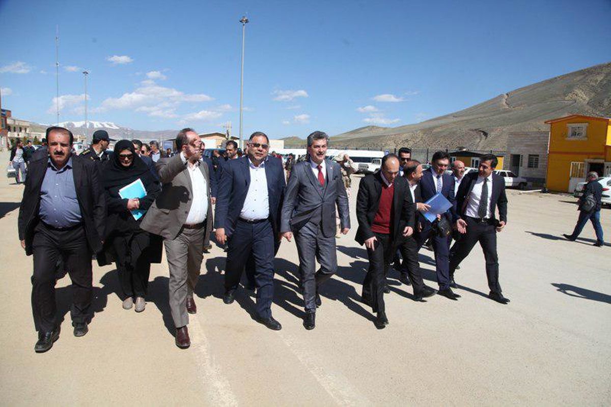 بازدید سفیر ترکیه در ایران از مرز سرو-اسندره