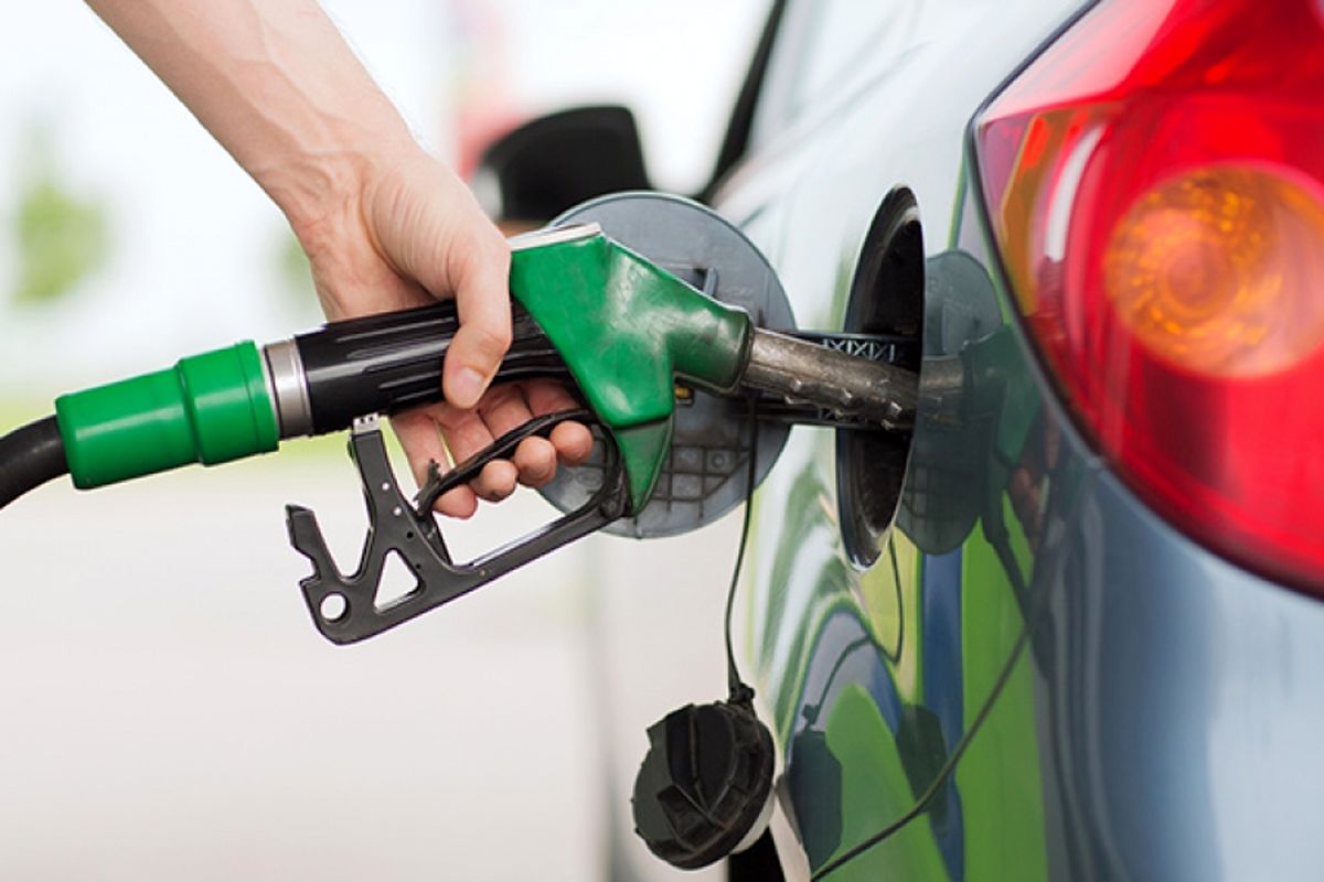 افزایش ۴.۳ درصدی مصرف بنزین کل کشور در دومین روز سال ۹۸