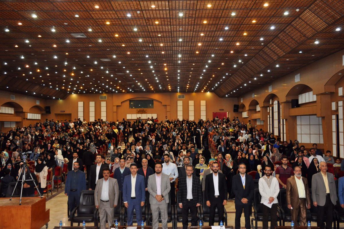 برگزاری جشن تجلیل از جوانان برتر شهرستان شاهرود/ مراسم گلریزان مردمی موج امید و مهربانی