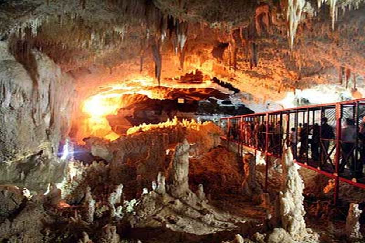 غار کتله خور ، بهشتی پنهان در دل کوهای زنجان/بزرگترین غار خاورمیانه