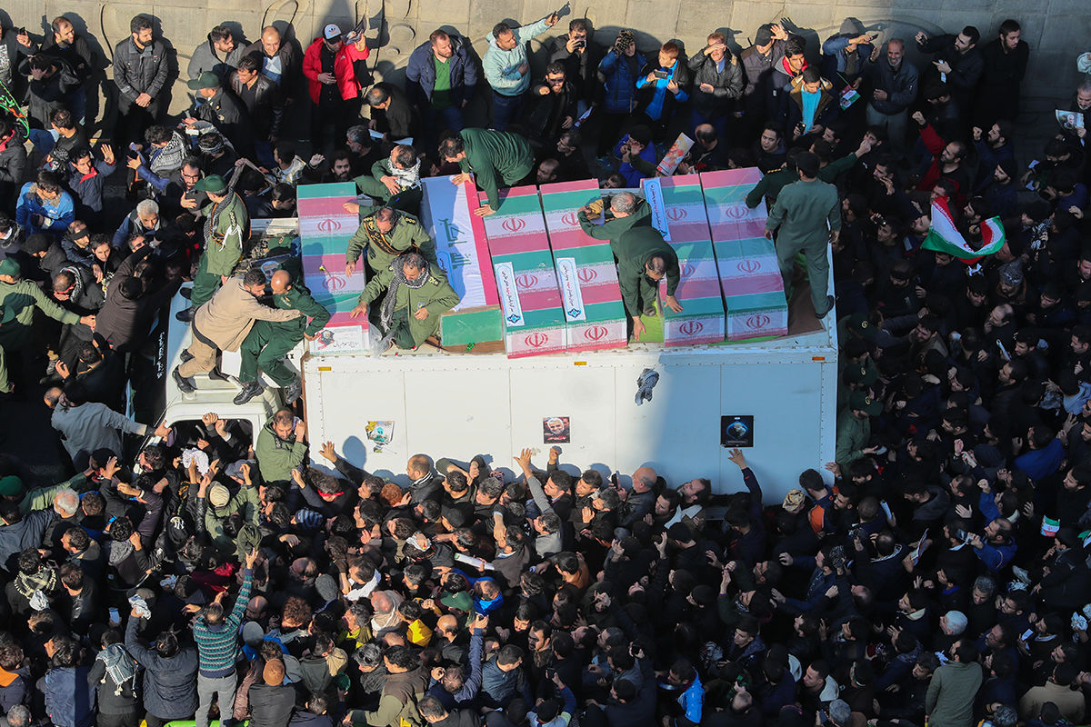 ۵ قاب فراموش نشدنی از تشییع های باشکوه روزهای قبل در ایران+ عکس