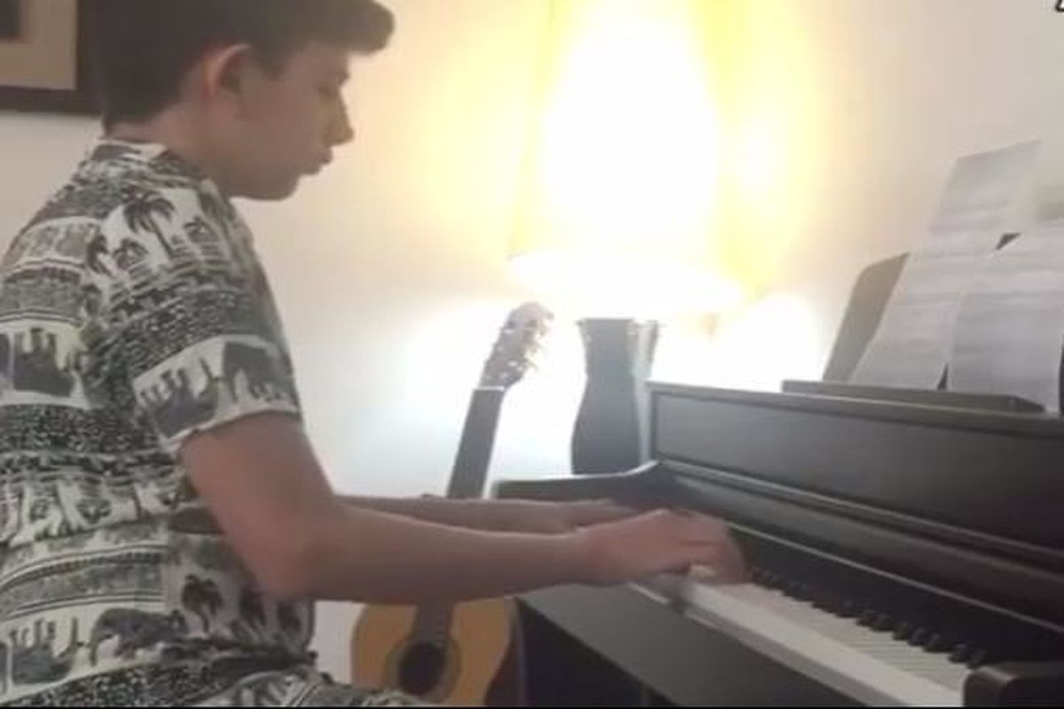 تک نوازی پیانیست نوجوان ۱۴ ساله