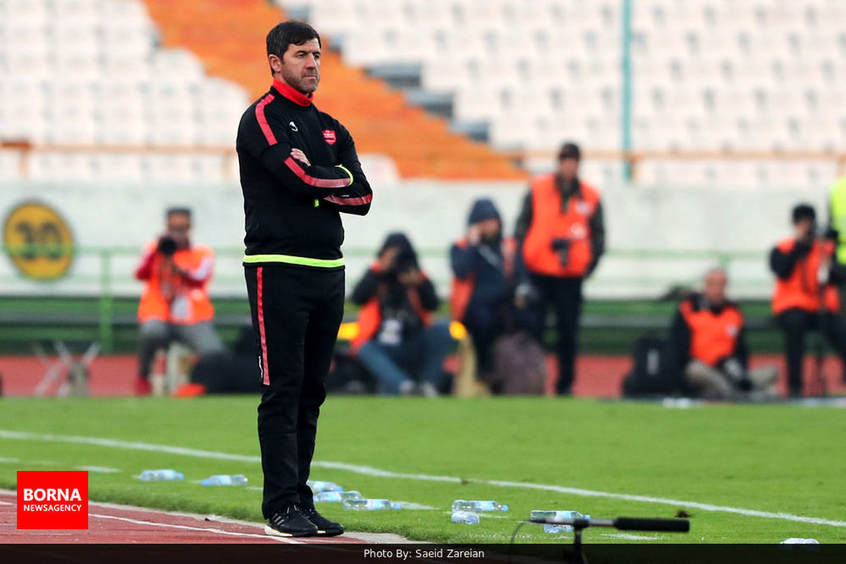 واکنش جالب باقری به حرکت رقیب بیرانوند+ عکس