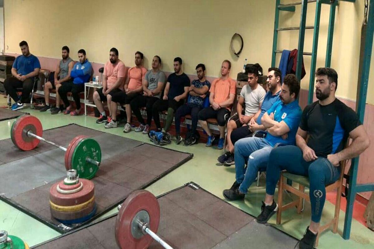دعوت از ۴ ورزشکار دیگر به اردوی تیم ملی وزنه‌برداری