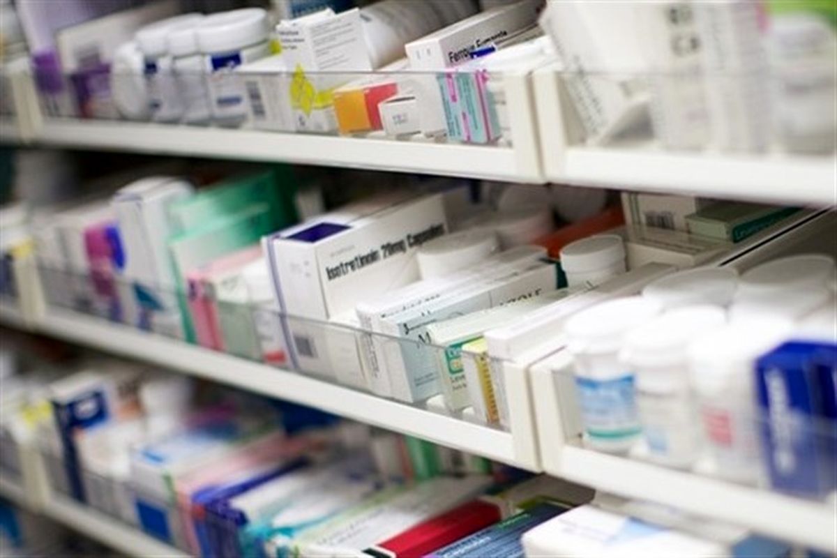 صنایع داروسازی در کشور پیشرفت کرده‌اند/ تا حد امکان داروی خارجی تجویز نشود