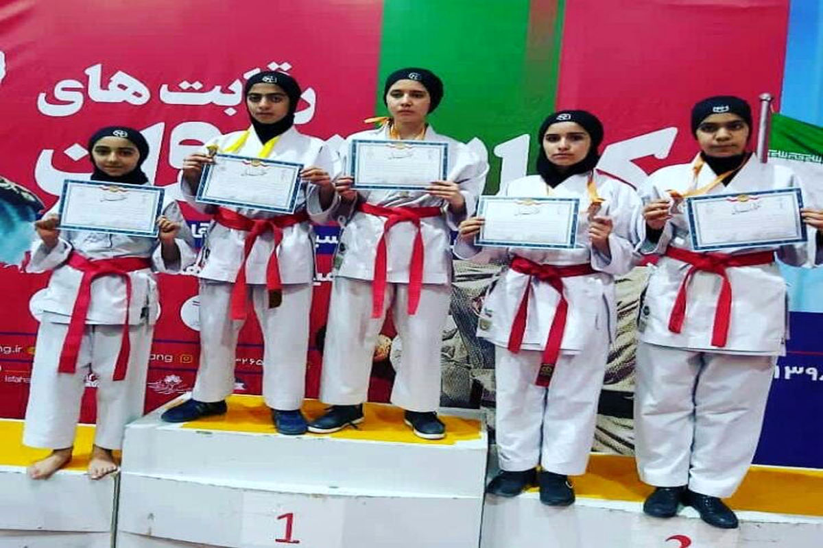 مدال‌های رنگارنگ برای کاراته‌کاران شاهین‌شهری در مسابقات استانی