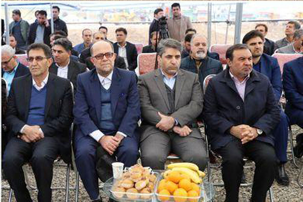 پروژه ۸۷۰‌ واحدی طرح اقدام ملی مسکن خرم آباد  کلنگ زنی شد