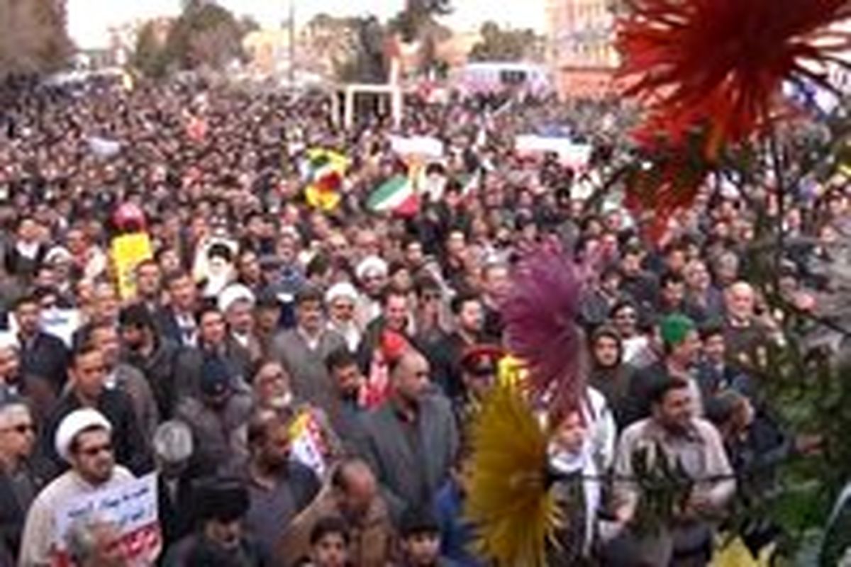راهپیمایی ۲۲ بهمن تجلی شکوه حضور و پشتیبانی از نظام است